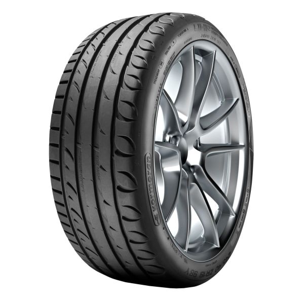KORMORAN Ultra High Performance 225/45 R19 96W