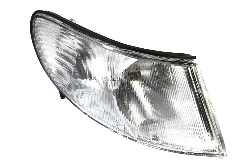 Semnalizator DEPO Lampa semnalizare fata Dreapta transparenta SAAB 900 II 2.0/2.3/2.5 07.93-02.98