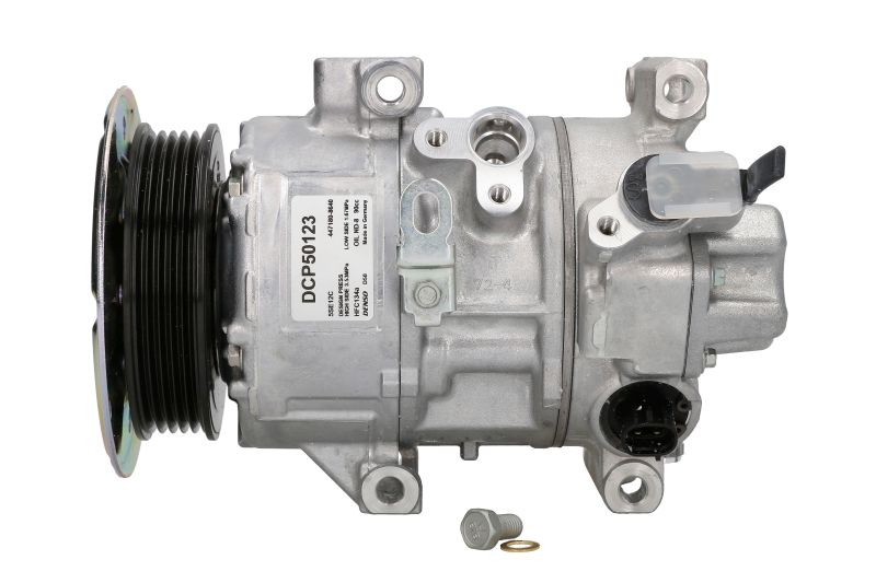 Compresor aer condiționat DENSO Toyota Avensis T25 2.0 D-4D 5SE12C R134a 5 caneluri fulie 100mm lungime 212mm înălțime 128mm