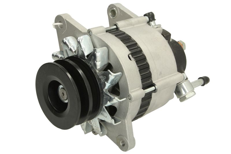 Alternator STARDAX 14V 70A Nissan Terrano II 2.7D 02.93-01.02 84mm 2 Caneluri 7.10kg