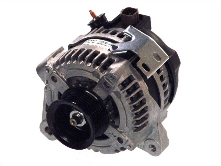 Alternator DENSO 14V 100A Toyota Avensis Verso Previa II RAV 4 II III 2.0/2.4 02.00-06.13 Diametru 60mm 7 Caneluri Fulie Da