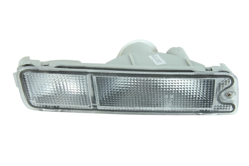 Semnalizator Dreapta Transparent DEPO Lampa Semnalizare Fata Mitsubishi L200 2.0-3.0 11.86-12.07