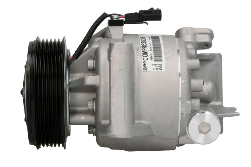 Compresor aer condiționat VALEO DACIA DUSTER LOGAN SANDERO 1.5D 12V R1234yf DKV09 6 caneluri 110ml PAG100