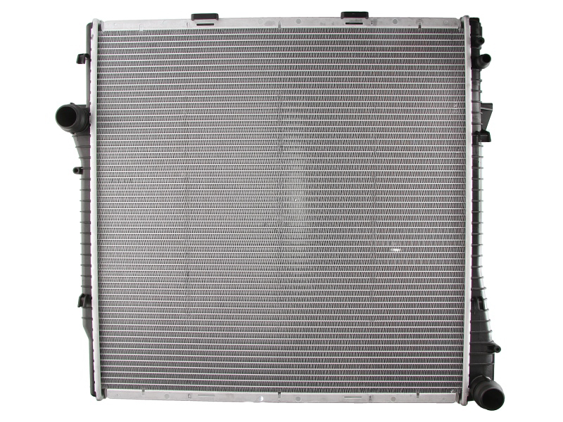 Radiator motor Manual NISSENS BMW X5 E53 3.0D-4.8 Inaltime 590mm Latime 589mm Grosime 40mm Aluminiu Plastic