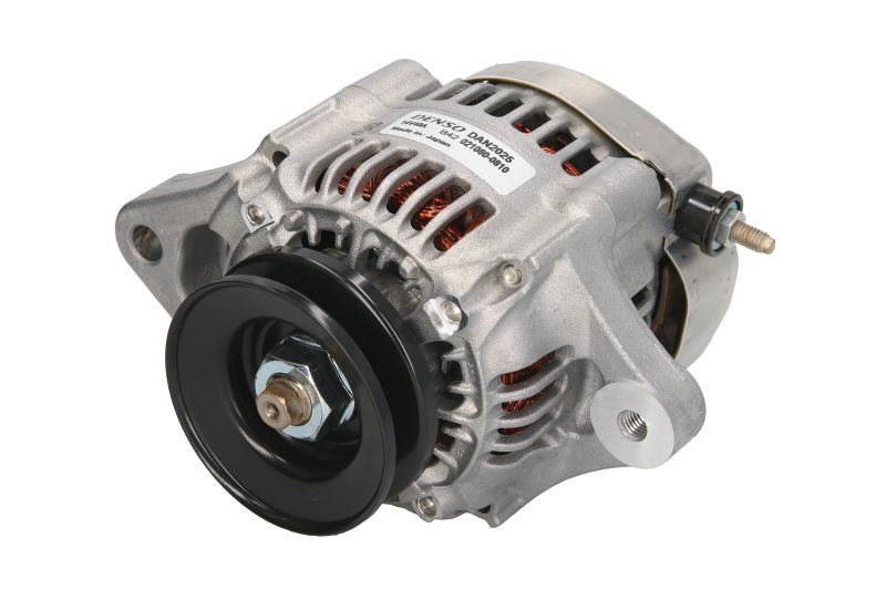 Alternator DENSO 14V 40A Diametru 69mm 40A Compatibil BOBCAT Sistem Electric Motorului