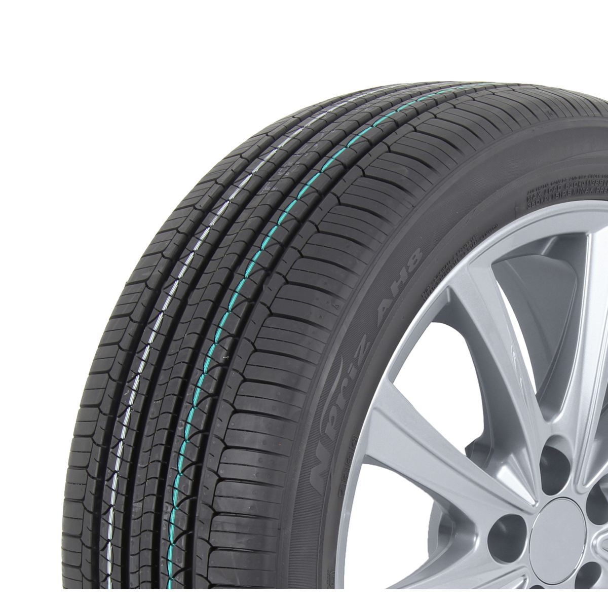 Image of Zomerbanden  NPriz AH8 215/50R18 92H