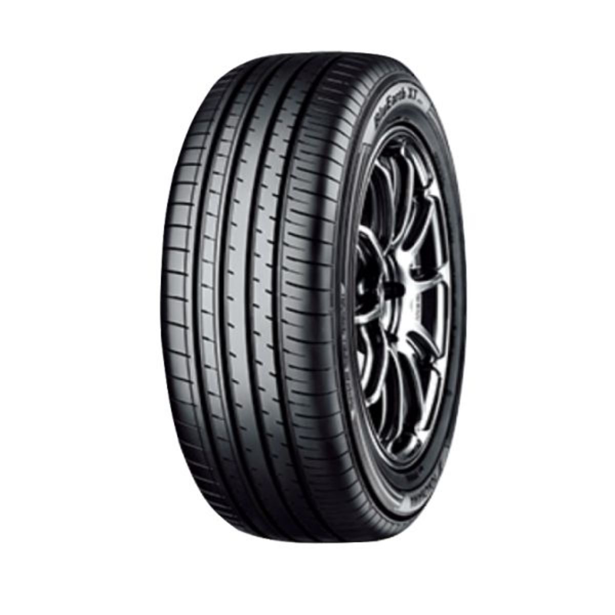 Pneus d'été YOKOHAMA BluEarth-XT AE61 215/55R18 XL 99V