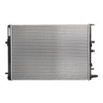Radiatore, raffreddamento motore NISSENS 607226