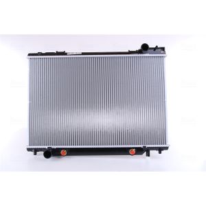 Radiador, arrefecimento do motor NISSENS 647451