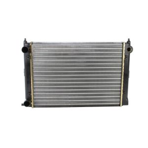 NISSENS Radiatore Raffreddamento Motore 66746 - Compatibile Con KIA PICANTO (TA) - Codici OE 253101Y350, 253101Y050