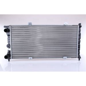 Arrefecedor do motor NISSENS 618121