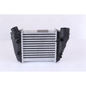 Intercooler NISSENS 96678