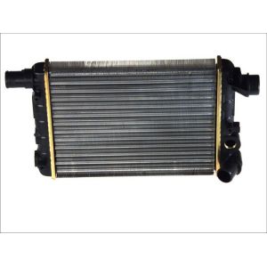 Raffreddatore motore NISSENS 61805