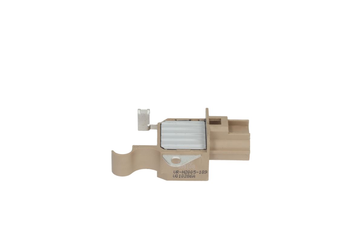 Регулятор напруги (14V) CHRYSLER VOYAGER V, DODGE JOURNEY, NITRO, FIAT FREEMONT, JEEP CHEROKEE, GRAND CHEROKEE IV, WRANGLER III, LANCIA THEMA 2.0D-3.8 04.07- фото 5