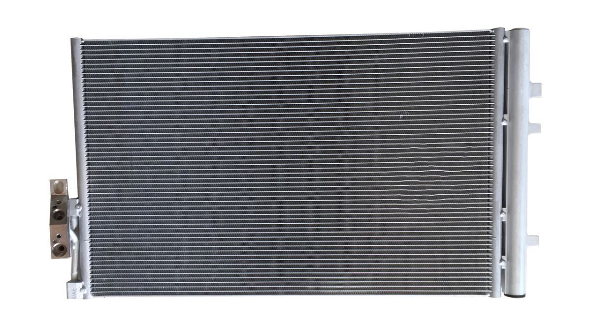 Конденсер кондиціонера BMW X3 2.0D-3.5I 09- BOSCH (1 986 AD2 307) Bosch фото 5