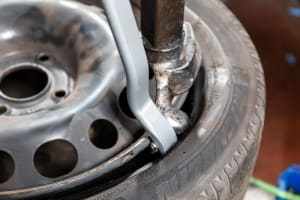 Nástroje na údržbu a opravu pneumatík - 2 Nástroje na údržbu a opravu pneumatík - 2