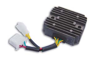Levně DZE regulátor generátoru HONDA XLV 600 88-90, XRV 650 (AFRICA TWIN) 88-89 (31600-MM9-000, 31600-MS8-000)