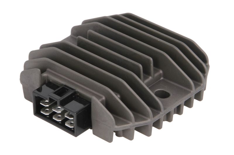 TOURMAX regulátor generátoru KAWASAKI KLF 300 (BAYOU), (BAYOU 4WD) 89-98, VN 750 (VULCAN), 1500 (VULCAN) 92-04, ZL 600 B (ELIMINATOR) 95-97, ZR 750 (ZEPHYR) 91-95, ZR-7 750 S, F 99-04, ZX 600 93-02, ZX-6R 600 (NINJA) 95-97, ZXR 400 L 94-99, ZZR 600 E 93-9