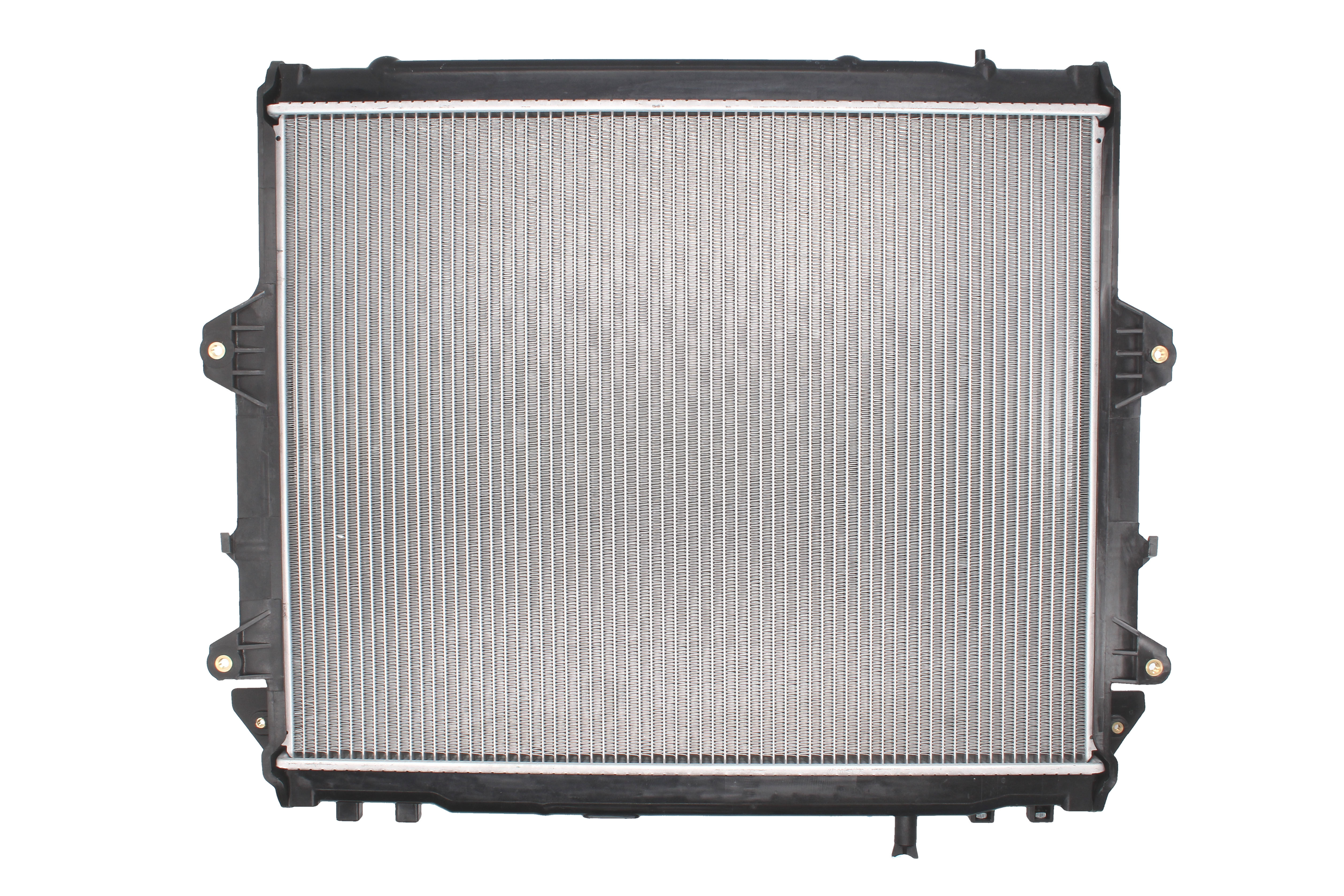 Радіатор двигуна (мкпп) TOYOTA FORTUNER, HILUX VII 2.5D/3.0D 11.04-