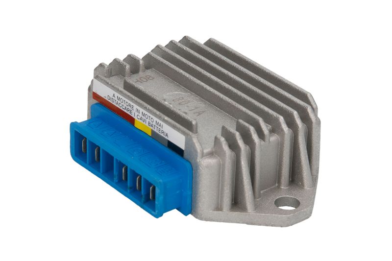 RMS regulátor generátoru GILERA EASY 50 93-97, STALKER 50 97-04, STORM 50 94-95, TYPHOON 50 94-97, PIAGGIO/VESPA APE 50 FL3, FL2 89-99, ET4 125 96-98, FL2 50 (AUTOMATICA) 90-91, FREE 50 FL 92-02, NRG 50 LC MC2, LC MC2 RST 94-98, NTT 50 LC 95-96, PK 125S, 