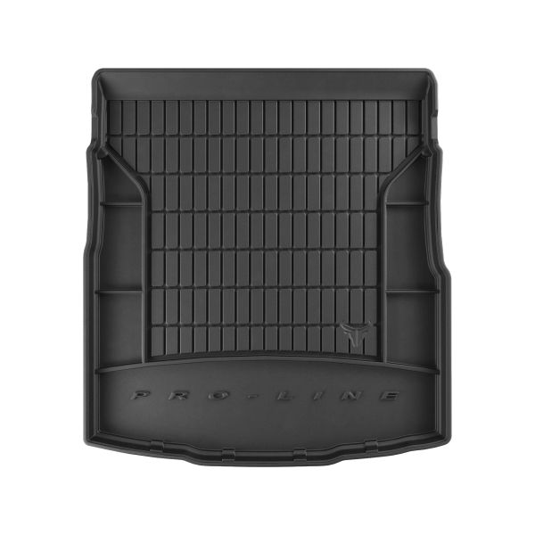 Set Covorase Auto Si Tavita Portbagaj Volkswagen PASSAT B8 (3G2, CB2) din 2014-2024, Cauciuc, Protectie Porbagaj, 4x Stickere auto cu Volkswagen