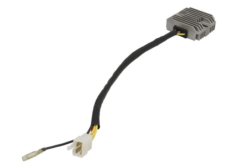 Levně DZE regulátor generátoru SUZUKI GS 550 83-86 (32800-24501, 32800-24500, 32800-43410)