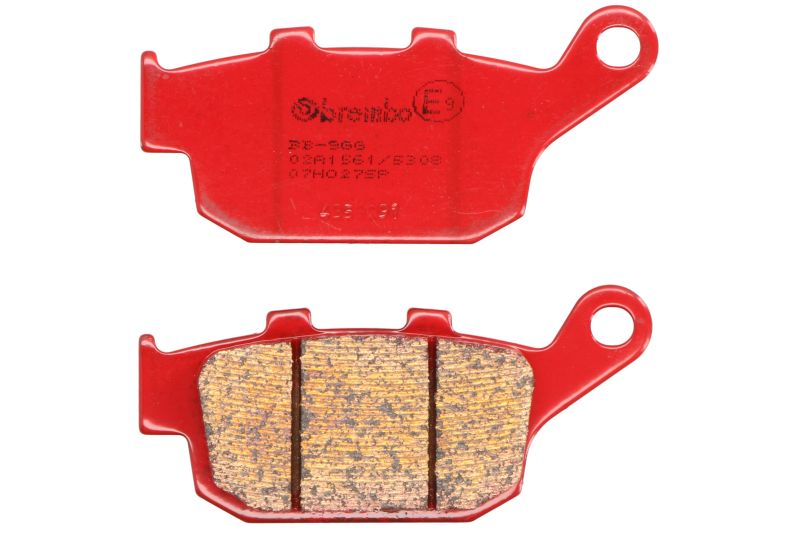 Levně BREMBO sada brzdových destiček, kotoučová brzda BUELL M2 1200 (CYCLONE) 98-02, S1 1200 (W.LIGHTN.), (LIGHTNING) 98-99, S3 1200 (THUNDERBOLT) 98-99,