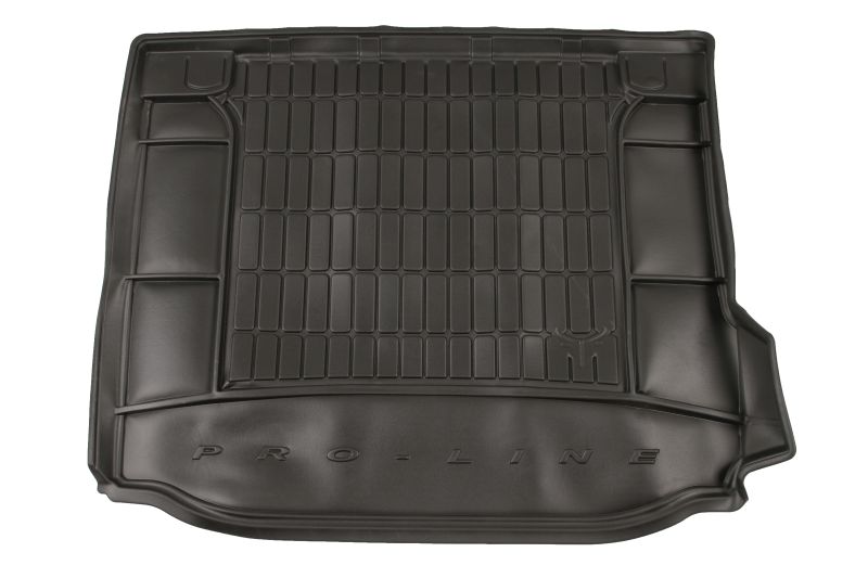 Set Covorase Auto Si Tavita Portbagaj BMW Seria X3 (G01, F97, G08) din 2017-2020, Cauciuc, Protectie Porbagaj, 4x Stickere auto cu BMW