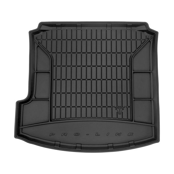 Set Covorase Auto Si Tavita Portbagaj Volkswagen BORA I (1J2) din 1998-2013, Cauciuc, Protectie Porbagaj, 4x Stickere auto cu Volkswagen
