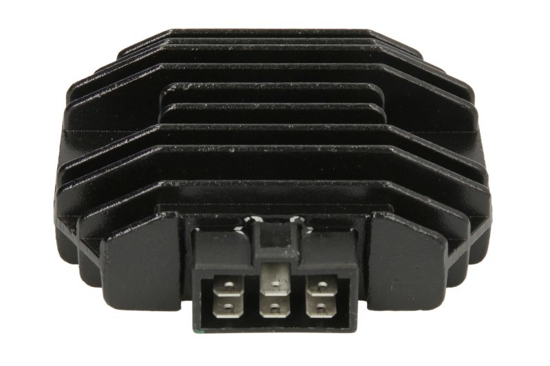 ARROWHEAD regulátor generátoru KAWASAKI EX 250 R (NINJA) 08-12, KEF 300 (LAKOTA SPORT), (LAKOTA) 95-03, KLF 300 (BAYOU), (BAYOU 4WD) 89-01, KLX 250 S 09-14, VN 750 (VULCAN), 1500 (VULCAN) 90-06, ZL 600 B (ELIMINATOR) 95-97, ZR-7 750 S 01-05, ZX-6R 600 (NI