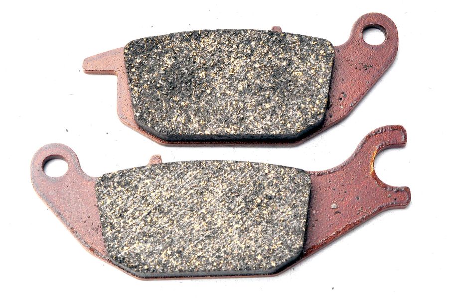 FERODO sada brzdových destiček, kotoučová brzda HONDA CBR 125 R 04-12, XL 125 V (VARADERO) 01-07 (B00EOEVA7U, 2P304NS, MCB738LF, VIC-P10761, 06435 KPC 641, 06435 KPC 642, 06435 KPP 901, 06435 KPP 902, 2CM-F5806-00)