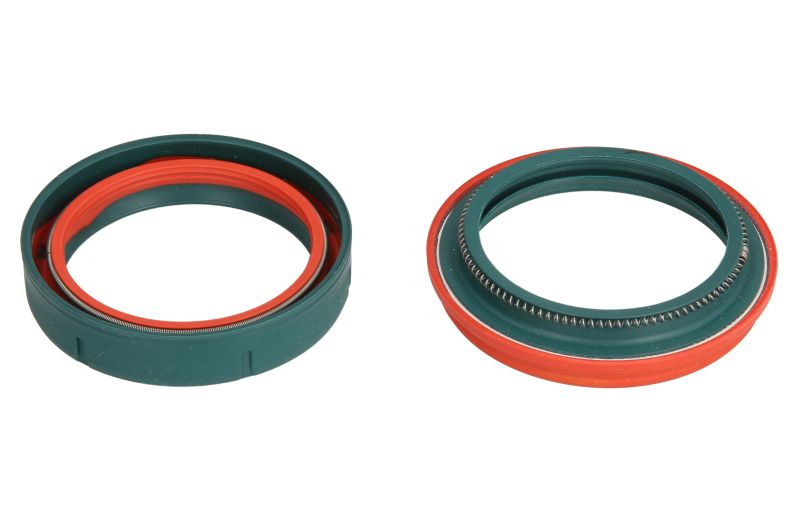 SKF sady gufer a prachovek pro př.vidlice HONDA CBR 900RR (FIREBLADE), 600RR 92-04, CR 125R, 500R, 250R 89-91, CRM 250 91-95, GL 1500 CF, CT, CD 97-03, SUZUKI GSX-R 600 97-03, RM 250, 125 91-95, RM-X 250 91-98, TRIUMPH DAYTONA 955 I 99-06, TIGER 800 XC 11